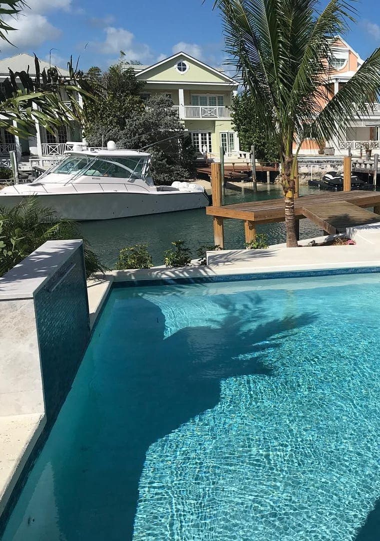 Bahamian waterfront residence with pool